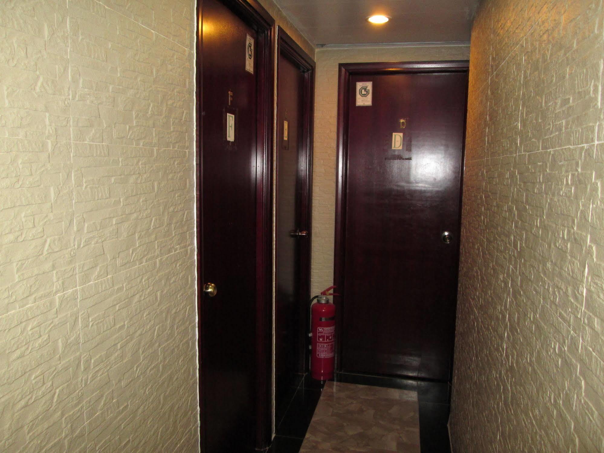 Rumah tetamu Crystal *