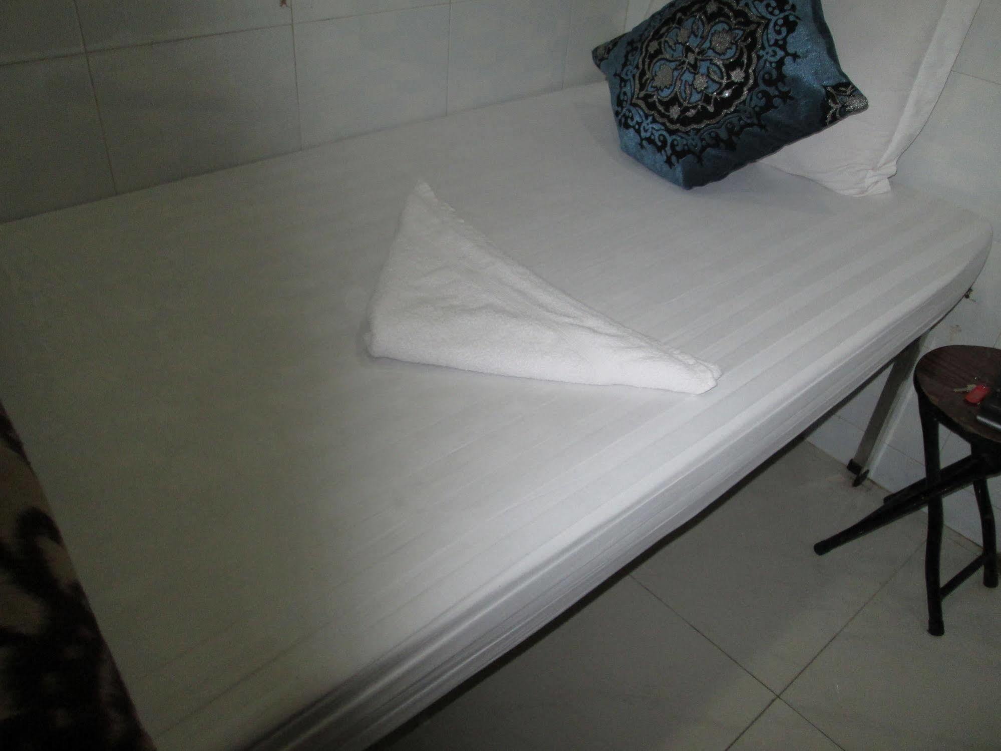 Rumah tetamu Crystal *