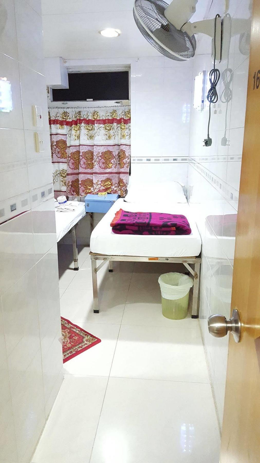 Rumah tetamu Crystal